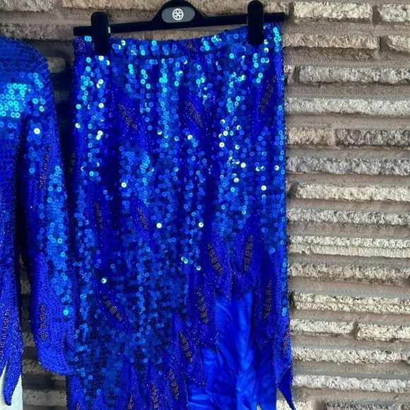 Marquis by Randall Cosco 100% Silk Royal Blue Sequins Beaded Flame Hem Outfit - Picture 9 of 12